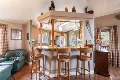 1035 W Fairway Boulevard, Big Bear City, CA 92314 - Photo 13