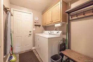 1035 W Fairway Blvd, Big Bear City, CA 92314 - Photo 25