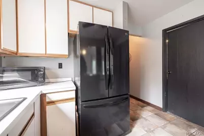 39075 Rim Of The World Drive, Fawnskin, CA 92333 - Photo 35