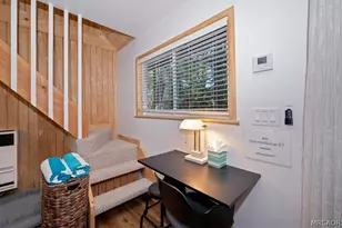 669 Knoll Dr, Crestline, CA 92325 - Photo 17