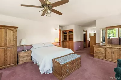 449 San Martin Drive, Big Bear City, CA 92314 - Photo 7