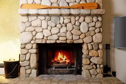 825 Lake View Lane, Twin Peaks, CA 92391 - Photo 5
