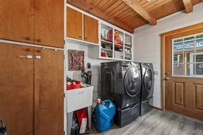 335 W Meadow Lane, Big Bear City, CA 92314 - Photo 19