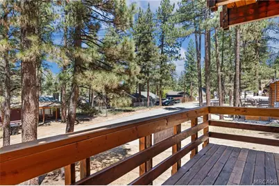 626 W Aeroplane Boulevard, Big Bear City, CA 92314 - Photo 5