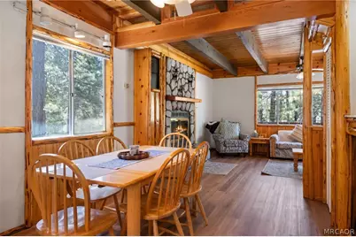 626 W Aeroplane Boulevard, Big Bear City, CA 92314 - Photo 9