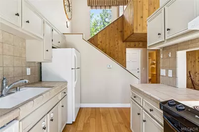 27821 Peninsula Drive N #315, Lake Arrowhead, CA 92352 - Photo 11