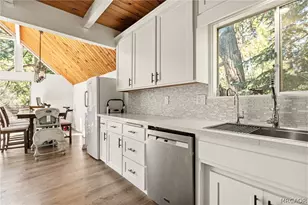 316 Pioneer Rd, Lake Arrowhead, CA 92352 - Photo 9
