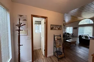 33159 Holcomb Creek Dr, Green Valley Lake, CA 92341 - Photo 13