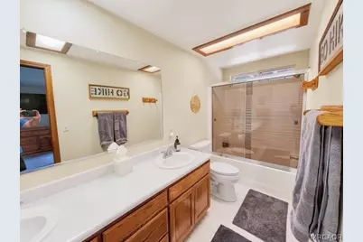 33159 Holcomb Creek Drive, Green Valley Lake, CA 92341 - Photo 11