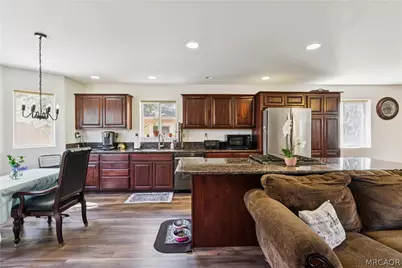 879 Spruce Lane, Sugarloaf, CA 92386 - Photo 13