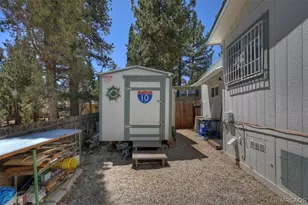 391 Montclair Dr, Big Bear City, CA 92314 - Photo 41