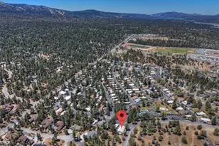 391 Montclair Dr, Big Bear City, CA 92314 - Photo 5