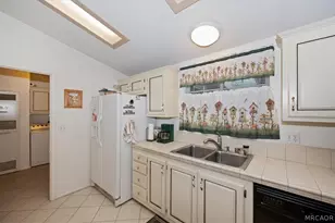 391 Montclair Dr, Big Bear City, CA 92314 - Photo 17
