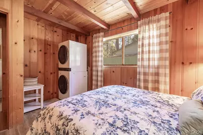 336 E Mojave Boulevard, Big Bear City, CA 92314 - Photo 11