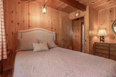 336 E Mojave Boulevard, Big Bear City, CA 92314 - Photo 17