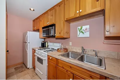 500 E Barker Boulevard, Big Bear Lake, CA 92314 - Photo 25
