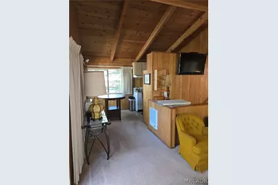 32124 Hunsaker Way, Running Springs, CA 92382 - Photo 5