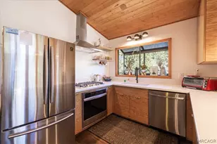 1231 Ridge Rd, Fawnskin, CA 92333 - Photo 13