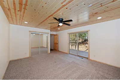415 Vista Lane, Sugarloaf, CA 92386 - Photo 23