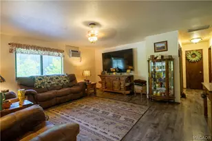 329 Downey Dr, Big Bear City, CA 92314 - Photo 5