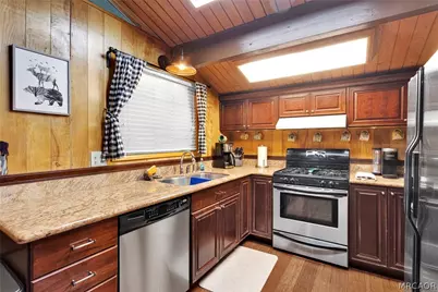 535 Sundeland Court, Lake Arrowhead, CA 92352 - Photo 21