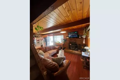 213 E Mountain View Boulevard, Big Bear Lake, CA 92314 - Photo 9