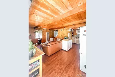 213 E Mountain View Boulevard, Big Bear City, CA 92314 - Photo 3