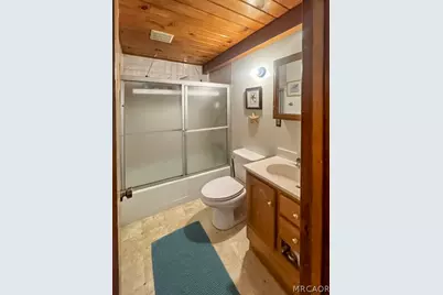213 E Mountain View Boulevard, Big Bear City, CA 92314 - Photo 9