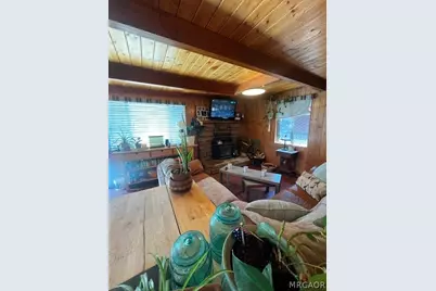 213 E Mountain View Boulevard, Big Bear City, CA 92314 - Photo 5