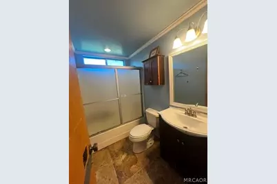213 E Mountain View Boulevard, Big Bear Lake, CA 92314 - Photo 17