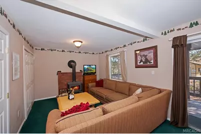 796 Orange Avenue, Sugarloaf, CA 92386 - Photo 29