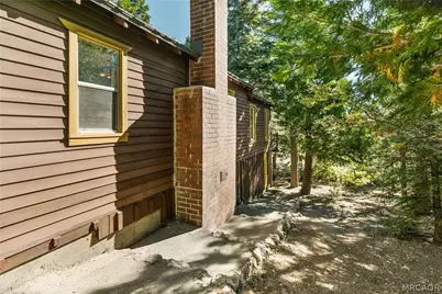 26481 Alpine Lane, Twin Peaks, CA 92391 - Photo 21