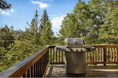 807 Grass Valley Road, Lake Arrowhead, CA 92352 - Photo 25