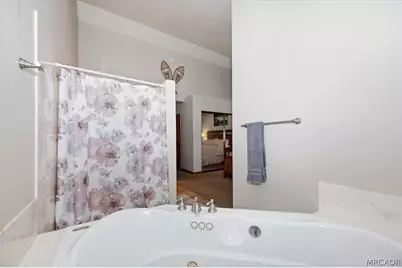 745 Summit, Big Bear Lake, CA 92315 - Photo 23