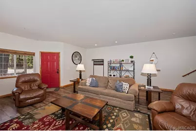 745 Summit, Big Bear Lake, CA 92315 - Photo 9