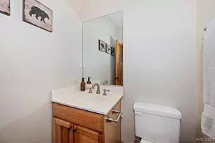 745 Summit, Big Bear Lake, CA 92315 - Photo 17