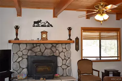 442 Inyo Avenue, Sugarloaf, CA 92386 - Photo 13