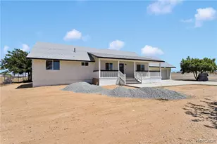 8038 Begonia Rd, Phelan, CA 92371 - Photo 3