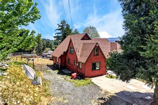 336 Lovers Ln, Cedarpines Park, CA 92322 - Photo 3