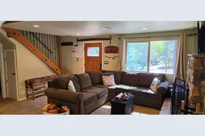 43505 Shasta Place, Big Bear Lake, CA 92315 - Photo 5