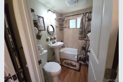 43505 Shasta Place, Big Bear Lake, CA 92315 - Photo 15