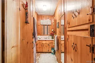 404 Hillside Rd, Lake Arrowhead, CA 92352 - Photo 7
