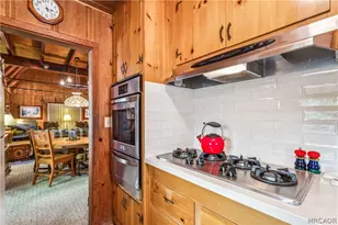 404 Hillside Rd, Lake Arrowhead, CA 92352 - Photo 11