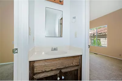 28721 Peninsula #330, Lake Arrowhead, CA 92352 - Photo 25