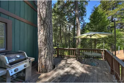 23940 Cresta Dr Drive, Crestline, CA 92325 - Photo 33