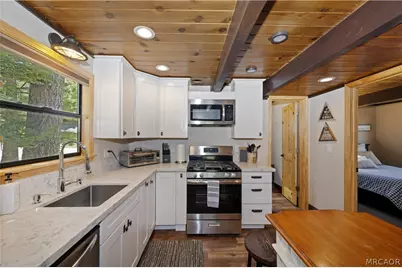 1132 Teton Drive, Big Bear Lake, CA 92315 - Photo 21