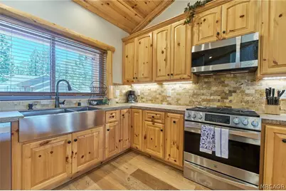 1170 Alameda Road, Big Bear City, CA 92314 - Photo 15