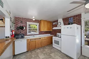 39605 Lake Dr, Big Bear Lake, CA 92315 - Photo 25
