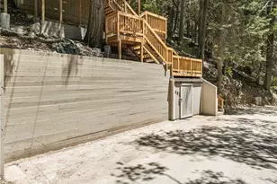 601 Sunderland Ct, Lake Arrowhead, CA 92352 - Photo 33