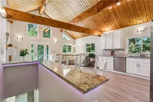 601 Sunderland Ct, Lake Arrowhead, CA 92352 - Photo 3